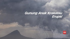 VIDEO: Gunung Anak Krakatau Erupsi pada Jumat Malam
