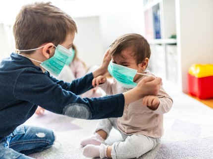 Haruskah Bayi Pakai Masker agar Tak Tertular Corona?
