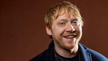 Namanya Meredup Usai Harry Potter, Pemeran Ron Weasley Jadi Penjual Es Krim?