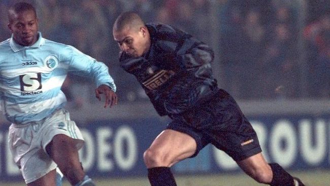 Ronaldo Pemain Termahal Dunia Setelah Inflasi Legenda Brasil Ronaldo Luis Nazario de Lima jadi pemain termahal dunia jika bursa transfer pada 1997 dihitung setelah inflasi.