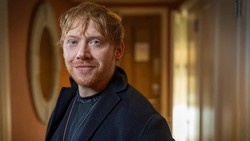 Rupert Grint Tulis Surat untuk Pemeran Ron di Serial Harry Potter