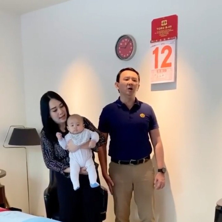 <p>Yosafat ikut merayakan Paskah di rumah bersama kedua orangtuanya. (Foto: Instagram @btpnd)</p>