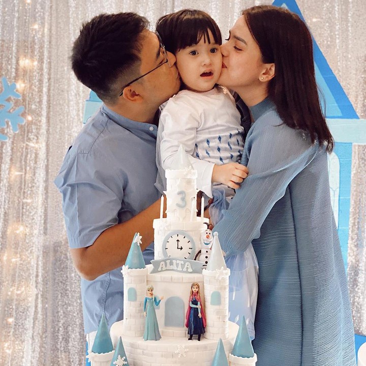 Karena kondisi pandemi Corona, Alice menunda untuk <em>babymoon</em>. Istri Alvin Yudhapatria ini pun berharap, "<em>Semoga keadaan bisa kembali normal lagi.</em>" (Foto: Instagram @alicenorin)