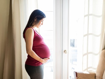 5 Ciri Hamil Anak Perempuan, Perut Terlihat Lebih Mancung, Benarkah Bun?