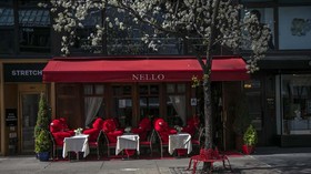 New York City Bakal Cabut Larangan Makan di Restoran