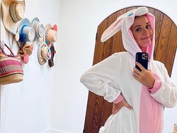 Promo Acaranya, Katy Perry Jadi Kelinci