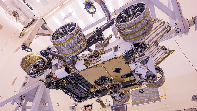 Helikopter yang dikembangkan NASA untuk daratkan rover di Mars