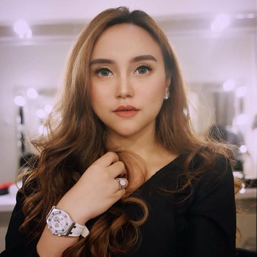 Punya Ratusan Ribu Followers IG, Tarif Endorse Salmafina Bikin Syok