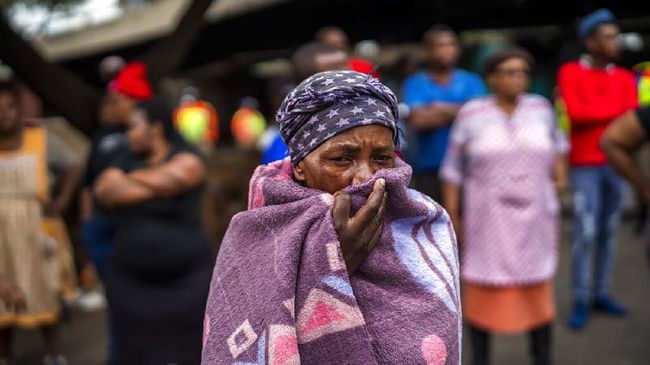 Ekonomi Ghana Minus 3,2 Persen, Pertama Kali dalam 37 Tahun Pertumbuhan ekonomi Ghana, negara di barat Afrika, terkontraksi 3,2 persen. Ini pertama kalinya dalam 37 tahun, Ghana mencatat ekonomi negatif.