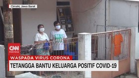 VIDEO: Tetangga Bantu Keluarga Positif Covid-19