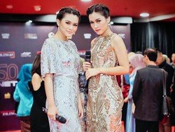 Dukungan Kembaran buat Twindy Rarasati yang Positif COVID-19