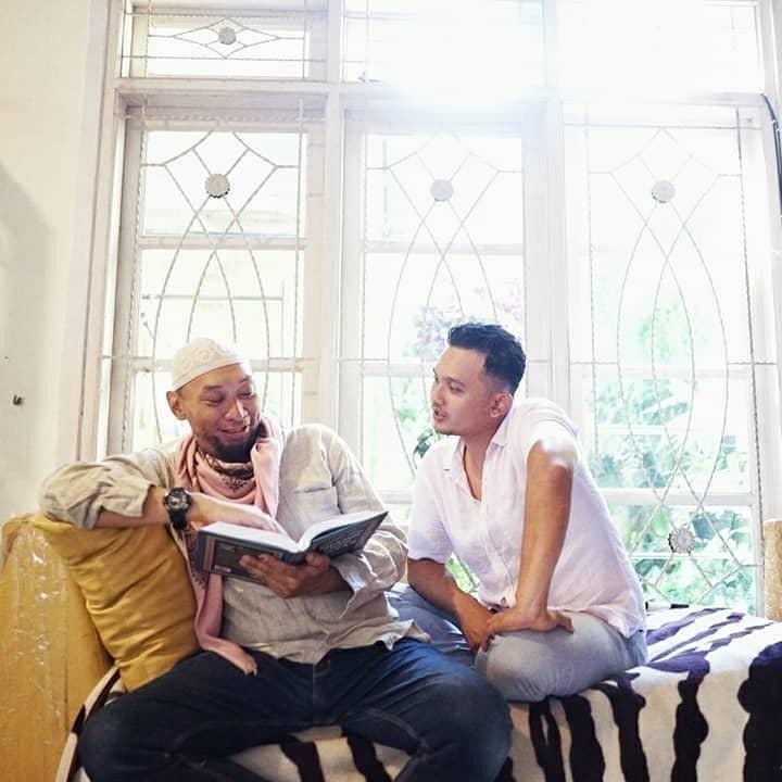 <p>Sebelum hijrah, Chef Haryo mengaku pernah menjalani hidup tanpa berpegang pada agama.</p>