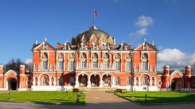 Covid, Moscow Tutup Sektor Nonesensial hingga 7 November 2021