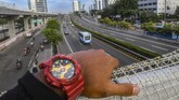 WAKTU SIBUK DI IBU KOTA SAAT DILANDA COVID-19 Suasana lengang di Tol Dalam Kota di Jakarta, Senin (6/4/2020) pukul 07.00 WIB. ANTARA FOTO/Muhammad Adimaja