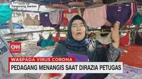 VIDEO: Pedagang Menangis Saat Dirazia Petugas