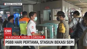 VIDEO: PSBB Hari Pertama, Stasiun Bekasi Sepi