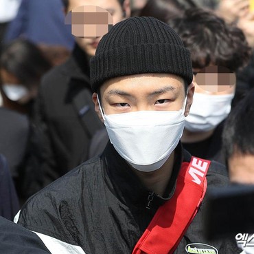Seunghoon WINNER Resmi Jalani Wajib Militer Hari Ini