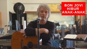 VIDEO: Bon Jovi Hibur Murid TK Via Daring
