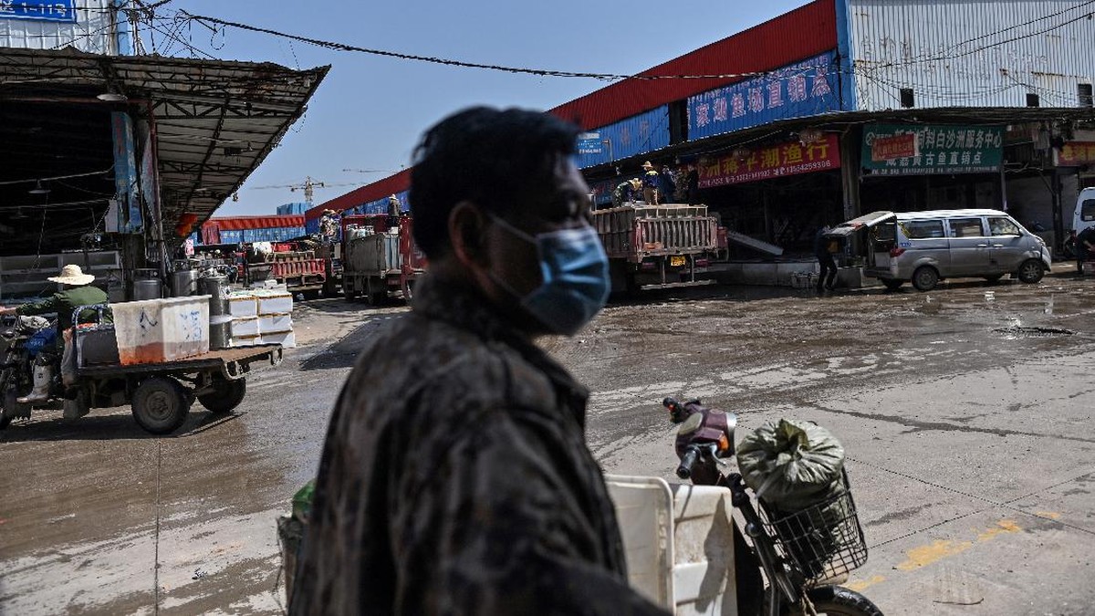 FOTO: Muram di Pasar Basah Wuhan