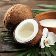 Manfaat Santan Kelapa untuk Kecantikan Kulit dan Rambut