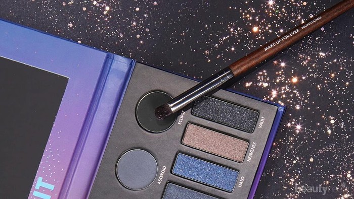Beautynesia Cobain Eyeshadow Palette STAR LIT dari Make Up For Ever