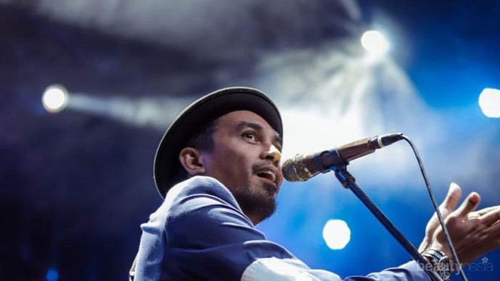 Menyayat Hati, Ini Lagu Paling Populer Glenn Fredly yang Akan Dikenang Sepanjang Masa