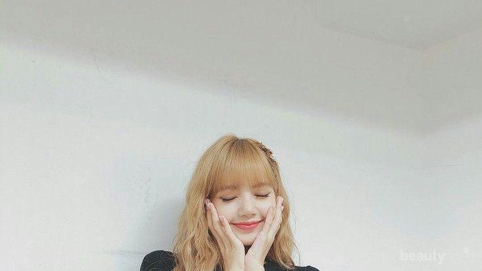 7 Trik Tampil Modis Hanya dengan Kaos, Wajib Coba! 7 Trik Tampil Modis Hanya dengan Kaos, Wajib Coba!