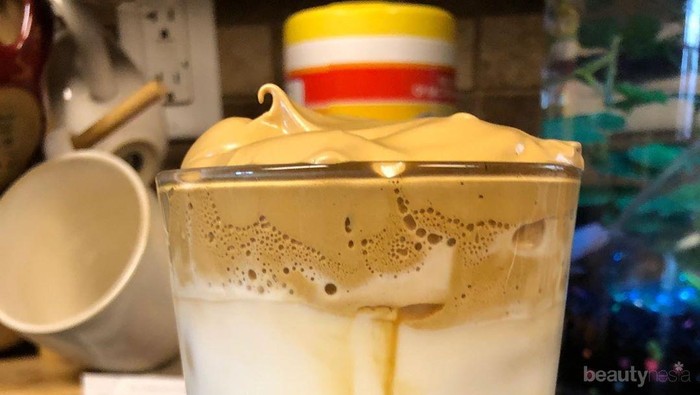 Gak Pernah Berhasil Buat Dalgona Coffee? Ternyata Ini Penyebabnya!