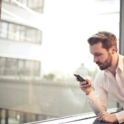 Tanpa Sadar, 4 Jawaban Chatting Ini Bikin Cowok Mundur Dapetin Kamu!