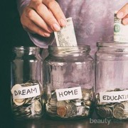 Merasa Lebih Boros Saat WFH? Ini Tips Atur Keuangan Selama di Rumah Aja!