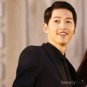 Senilai Rp132 M, Rumah Mewah Pernikahan Song Joong Ki-Song Hye Kyo Dihancurkan