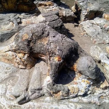 Viral! Heboh Patung Malin Kundang yang Disebut Palsu