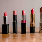 Jarang Dipakai, Ini Tanda Lipstikmu Sudah Expired