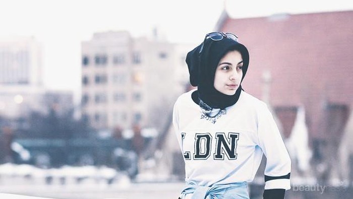 Intip Yuk Gaya Fashion Hoda Katebi, Blogger Muslim yang Jadi Icon Berhijab di AS! Intip Yuk Gaya Fashion Hoda Katebi, Blogger Muslim yang Jadi Icon Berhijab di AS!