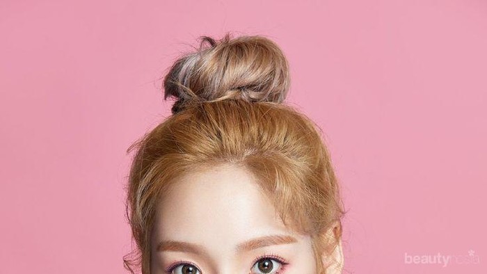 Ingin Hasil Makeup Glowing dan Dewy Bak Selebriti Korea? Lakukan 4 Langkah Mudah Ini!