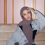 5 Bahan Hijab Anti Gerah yang Nyaman Dipakai Seharian di Rumah Aja