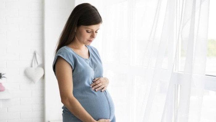 6 Tips Merawat Rambut Saat Hamil Agar Tetap Sehat