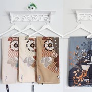 5 Rekomendasi Online Shop Jual Hijab Motif dan Bahan yang Nyaman di Bawah Rp100 Ribu