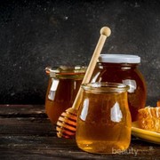 Cobain Produk Skincare dengan Bahan Dasar Madu yang Bagus untuk Mencerahkan Wajah