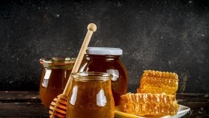 Cobain Produk Skincare dengan Bahan Dasar Madu yang Bagus untuk Mencerahkan Wajah