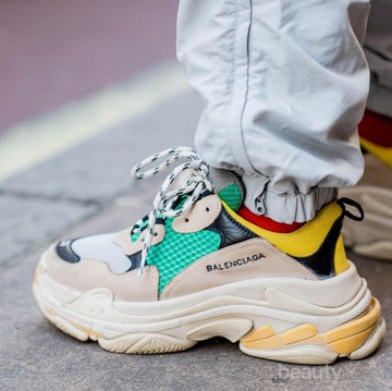 img-title Begini 5 Tips Padu Padan Chunky Shoes Kekinian!