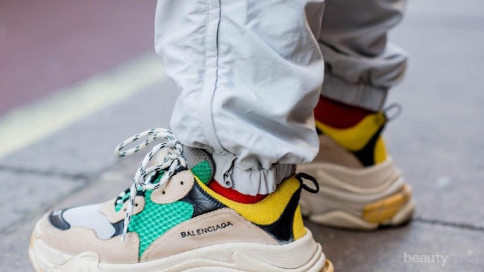 Begini 5 Tips Padu Padan Chunky Shoes Kekinian!