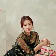 Inspirasi Fashion Ala Aktris Cantik Park Shin Hye, Bikin Kamu Makin Kece!