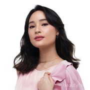 Tampil Glowing dengan Satu Produk, Makeup Jadi Super Simple!