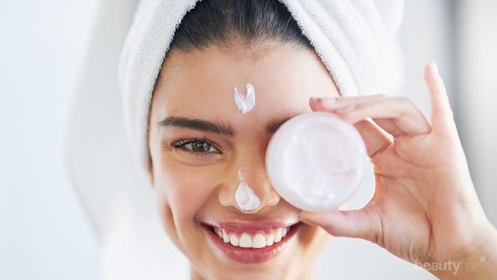 Rawat Maksimal Kecantikanmu, Ini 6 Bahan Skincare untuk Kulit Berminyak