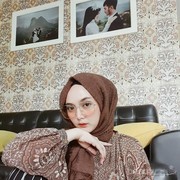 Biar Terlihat Tirus, Ini Cara Memakai Hijab yang Cocok untuk Wajah Bulat