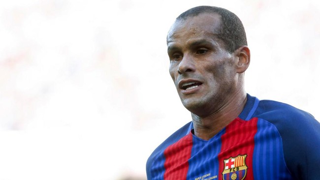 Former Barcelona's Brazilian midfielder Rivaldo looks on during a charity football match between Barcelona Legends vs Manchester United Legends at the Camp Nou stadium in Barcelona on June 30, 2017. (Photo by PAU BARRENA / AFP)