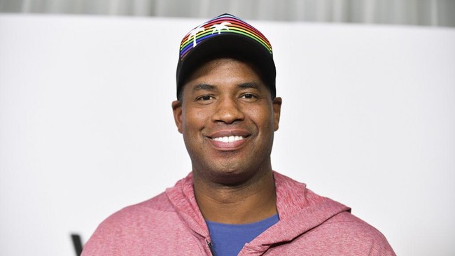 WEST HOLLYWOOD, CALIFORNIA - FEBRUARY 25: Jason Collins attends the LA Special Screening of Apple TV+'s 