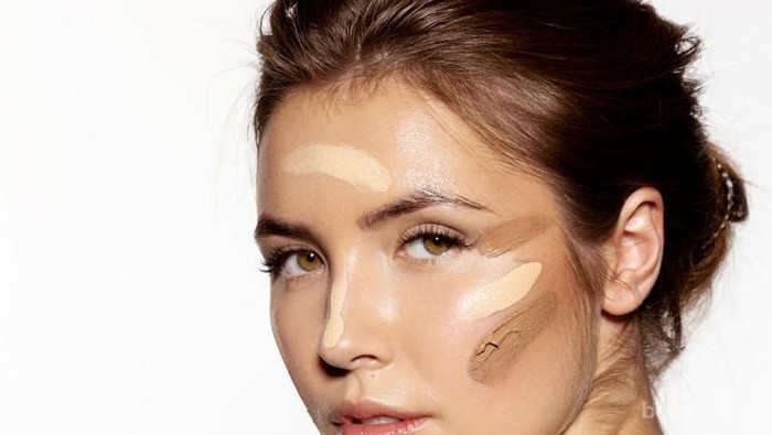 Duh! Ini Dia 5 Kesalahan Menggunakan Foundation yang Sering Dilakukan