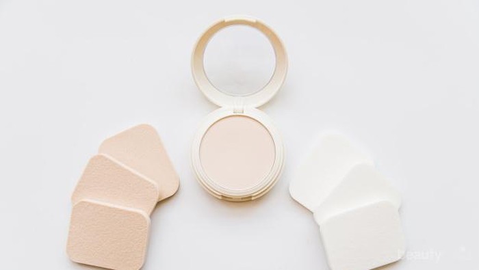 5 Rekomendasi Cushion Lokal dengan Hasil Wajah Dewy dan Glowing Natural!